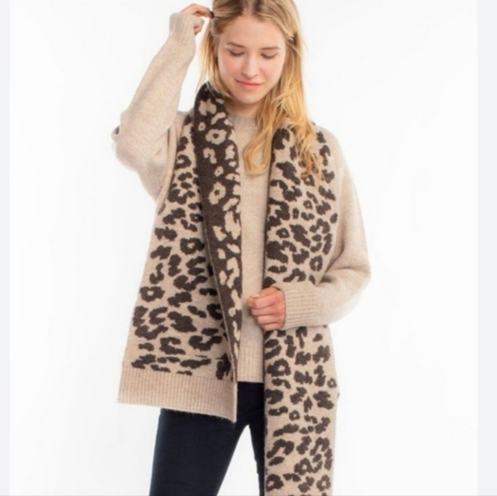 LOOK BY M Leopard Print Merino Wool Blend Reversible Brown Cream Winter Scarf
